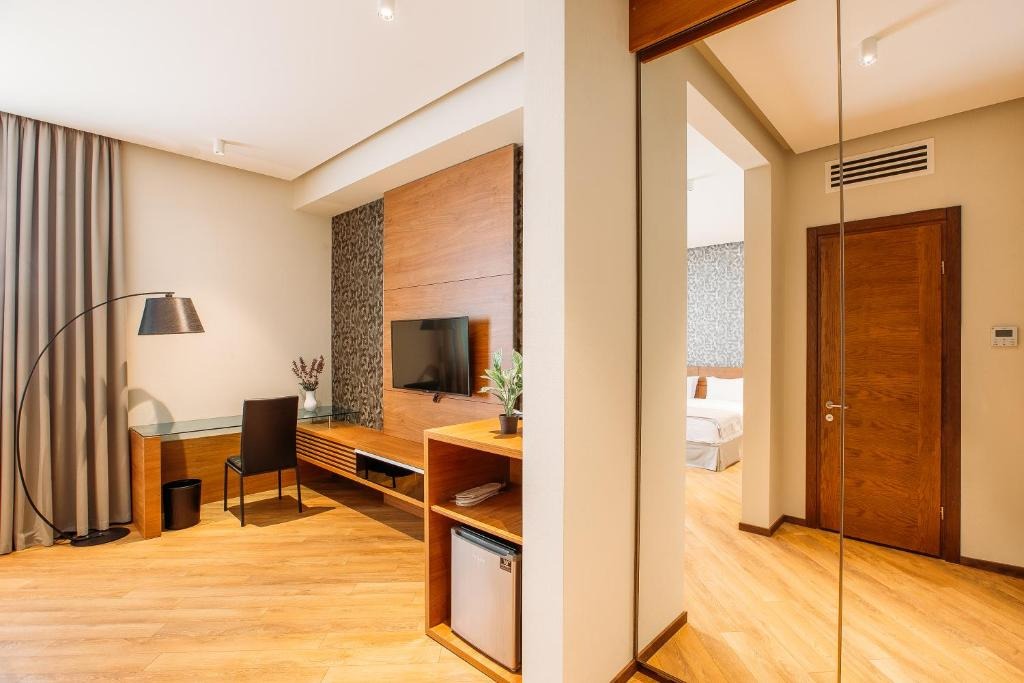 هتل تبلیسی تویر